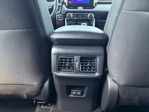 Certified 2025 Toyota RAV4 SE w/ Convenience Package AWD/4WD image 18