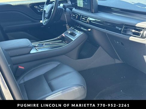 New 2026 Lincoln Aviator 2WD image 26