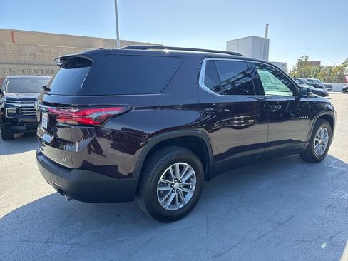 Used 2022 Chevrolet Traverse LT image 4