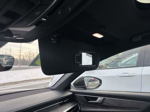 Used 2024 Audi A6 Premium Plus image 16