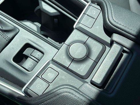 Certified 2024 Toyota Grand Highlander AWD image 11