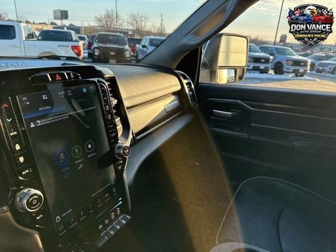 Used 2024 RAM 2500 Laramie AWD/4WD image 23