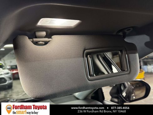 Used 2023 Toyota Camry SE AWD/4WD image 30