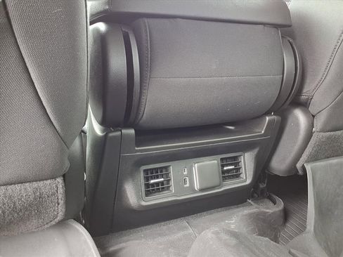 Used 2023 GMC Sierra 1500 Elevation image 23