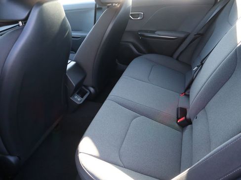 New 2025 Kia K4 LXS image 13