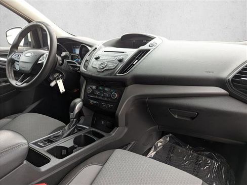 Used 2018 Ford Escape SE image 21