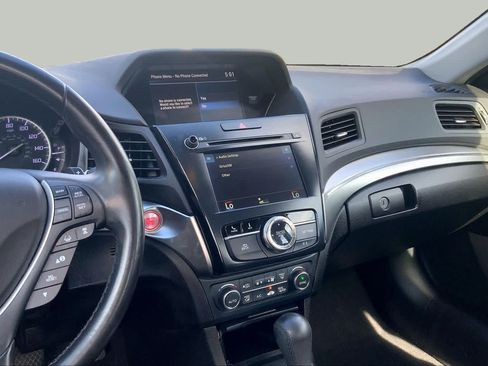 Used 2019 Acura ILX FWD image 7