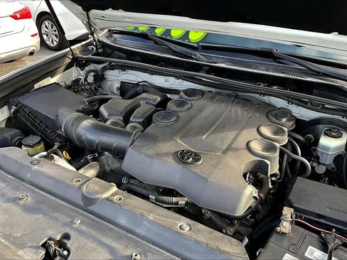 Used 2016 Toyota 4Runner SR5 image 31