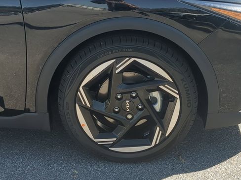 New 2025 Kia K4 EX image 10