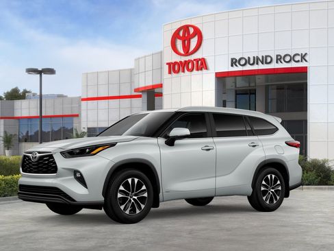 New 2026 Toyota Highlander XLE AWD/4WD image 2