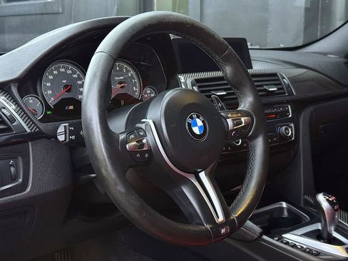Used 2018 BMW M3 RWD image 15