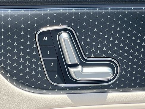 Certified 2025 Mercedes-Benz GLA 250 image 26