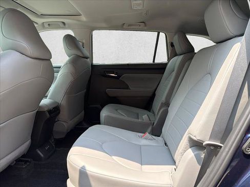New 2026 Toyota Highlander XLE AWD/4WD image 20
