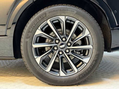 New 2026 Cadillac Lyriq Sport AWD/4WD image 12