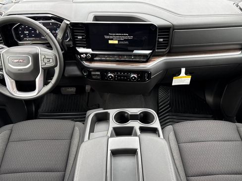 New 2026 GMC Sierra 1500 Elevation image 14