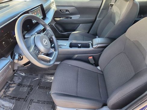 Certified 2025 Nissan Kicks S image 10