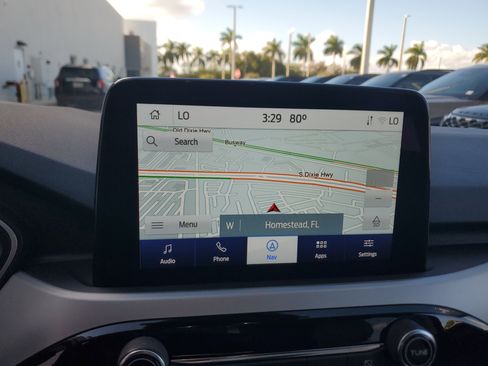 Used 2022 Ford Escape SEL w/ Technology Package image 10