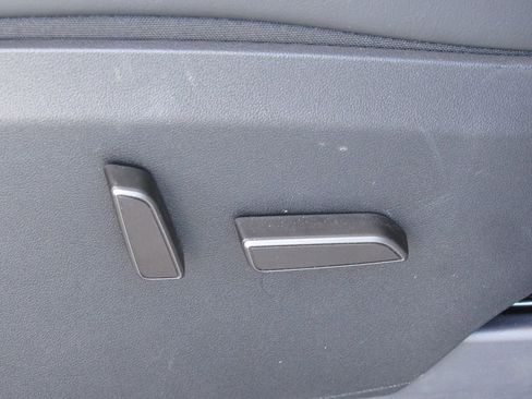 Used 2024 Tesla Model Y Long Range image 20