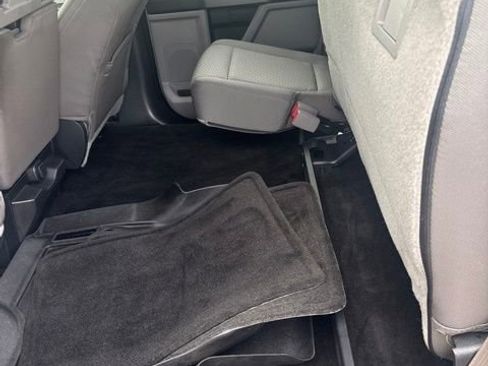 Used 2015 Ford F150 XLT w/ Equipment Group 302A Luxury AWD/4WD image 6