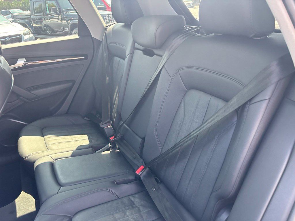 Used 2018 Audi Q5 2.0T Premium AWD/4WD image 13