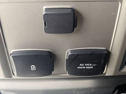 Used 2018 Ford F150 Lariat w/ Equipment Group 501A Mid image 15