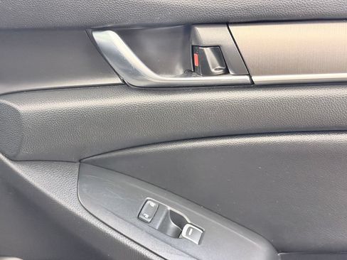 Used 2021 Honda Accord Hybrid image 33