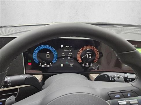 Used 2025 Hyundai Sonata SEL FWD image 14