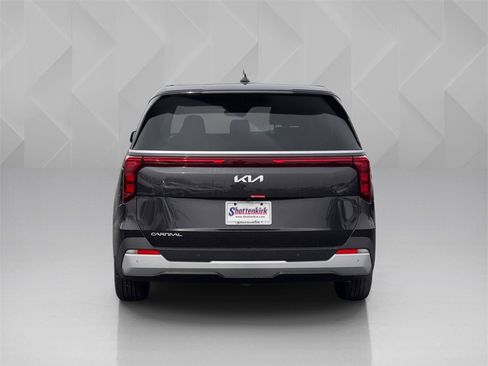 New 2026 Kia Carnival image 6