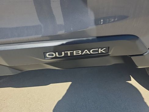 Used 2024 Subaru Outback Limited AWD/4WD image 3
