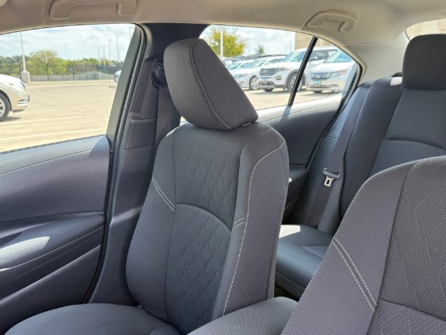 Used 2026 Toyota Corolla LE FWD image 16