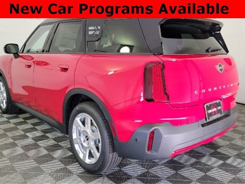 Used 2025 MINI Cooper Countryman S w/ Comfort Package Max image 7