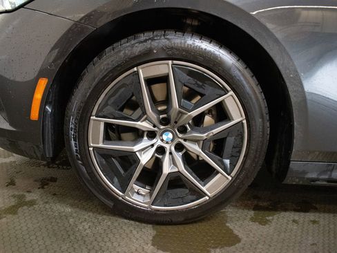 Certified 2026 BMW 530i xDrive w/ Premium Package AWD/4WD image 9