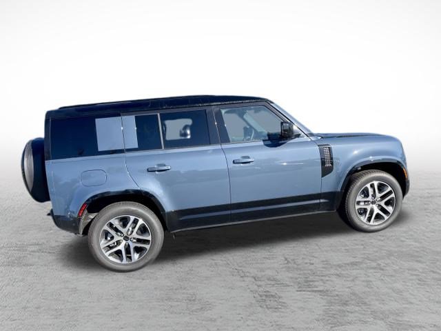 New 2026 Land Rover Defender 110 X-Dynamic SE AWD/4WD image 7