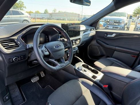 Used 2023 Ford Escape ST-Line Select w/ Tech Pack #1 image 13