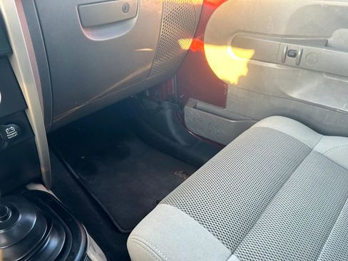 Used 2007 Jeep Wrangler Unlimited Sahara w/ Dual Top Group image 17