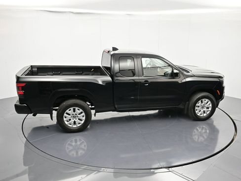 Used 2022 Nissan Frontier SV w/ Technology Package image 31