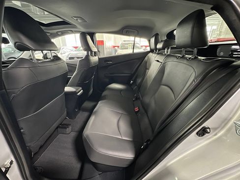 Certified 2016 Toyota Prius Four w/ Advanced Technology Package FWD image 15