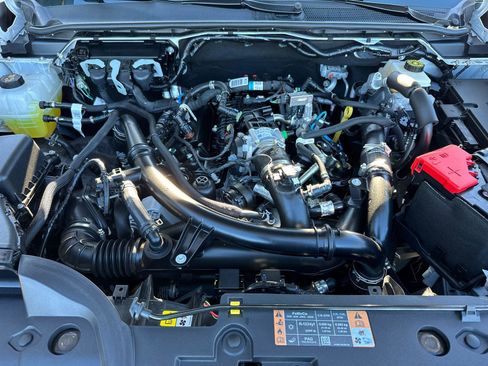 Certified 2024 Ford Ranger XLT w/ Technology Package image 9