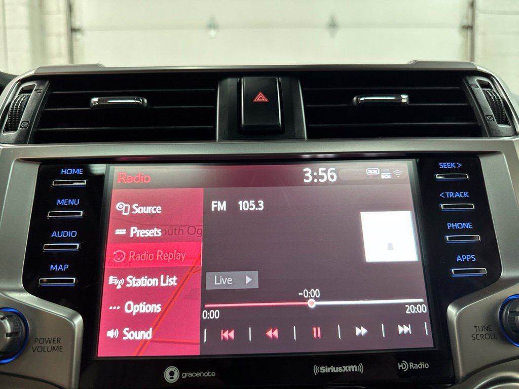 Used 2022 Toyota 4Runner SR5 Premium w/ Moonroof Package AWD/4WD image 30
