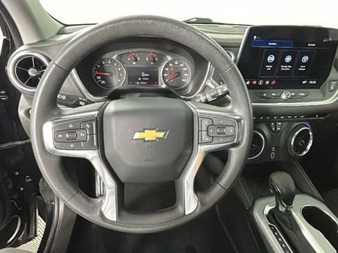 Used 2024 Chevrolet Blazer LT w/ Convenience Package FWD image 15