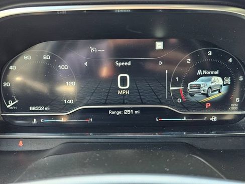 Certified 2023 GMC Yukon SLT AWD/4WD image 19