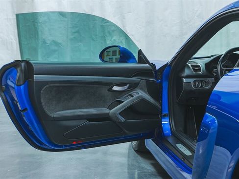 Used 2016 Porsche Cayman GT4 RWD image 47