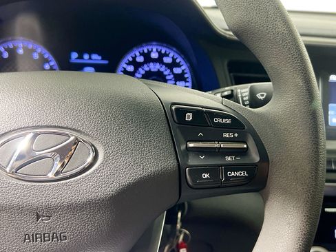 Used 2020 Hyundai Elantra SE w/ Cargo Package (C1) FWD image 19
