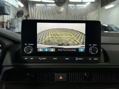 Used 2025 Honda CR-V EX image 19