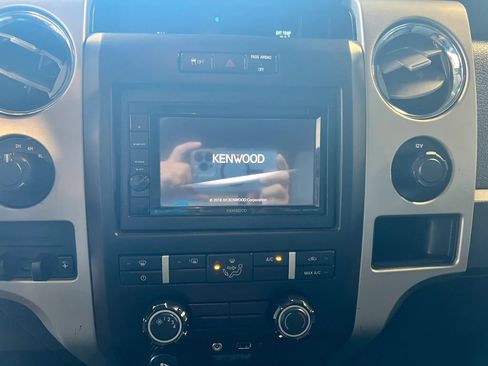 Used 2011 Ford F150 XLT w/ XLT Chrome Pkg AWD/4WD image 15