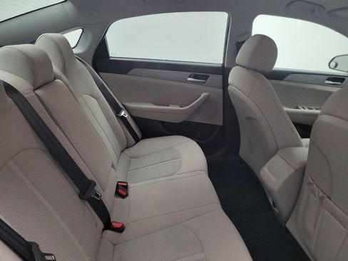 Used 2019 Hyundai Sonata SE FWD image 19