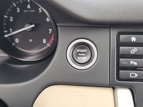 Used 2019 Land Rover Discovery Sport HSE AWD/4WD image 14