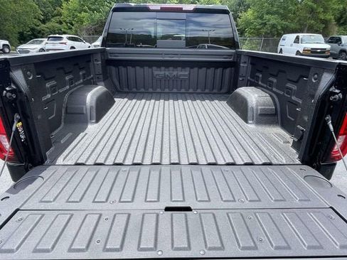 New 2026 GMC Sierra 1500 SLT w/ SLT Premium Plus Package AWD/4WD image 9