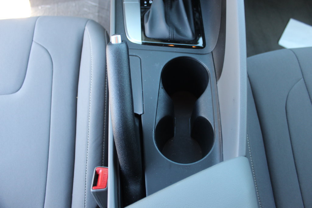 Used 2025 Hyundai Elantra Sport FWD image 17