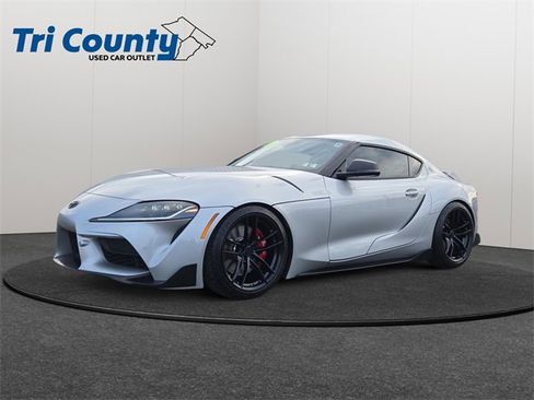 Certified 2022 Toyota Supra Premium w/ Driver Assist Package image 3